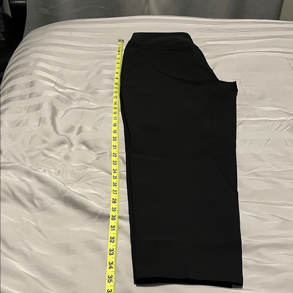 Athleta Woman’s Endless Pant - Picture 7 of 9